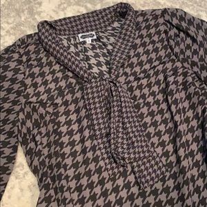 Mud pie flowy blouse